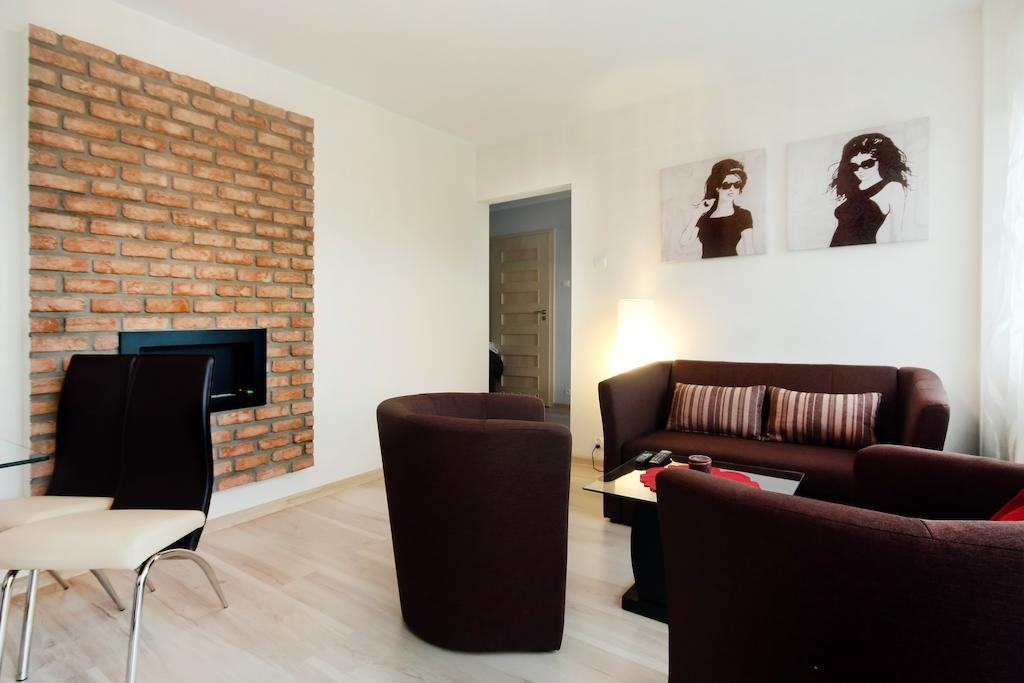Jtb Apartament Odziezowa Διαμέρισμα Στσέτσιν Δωμάτιο φωτογραφία